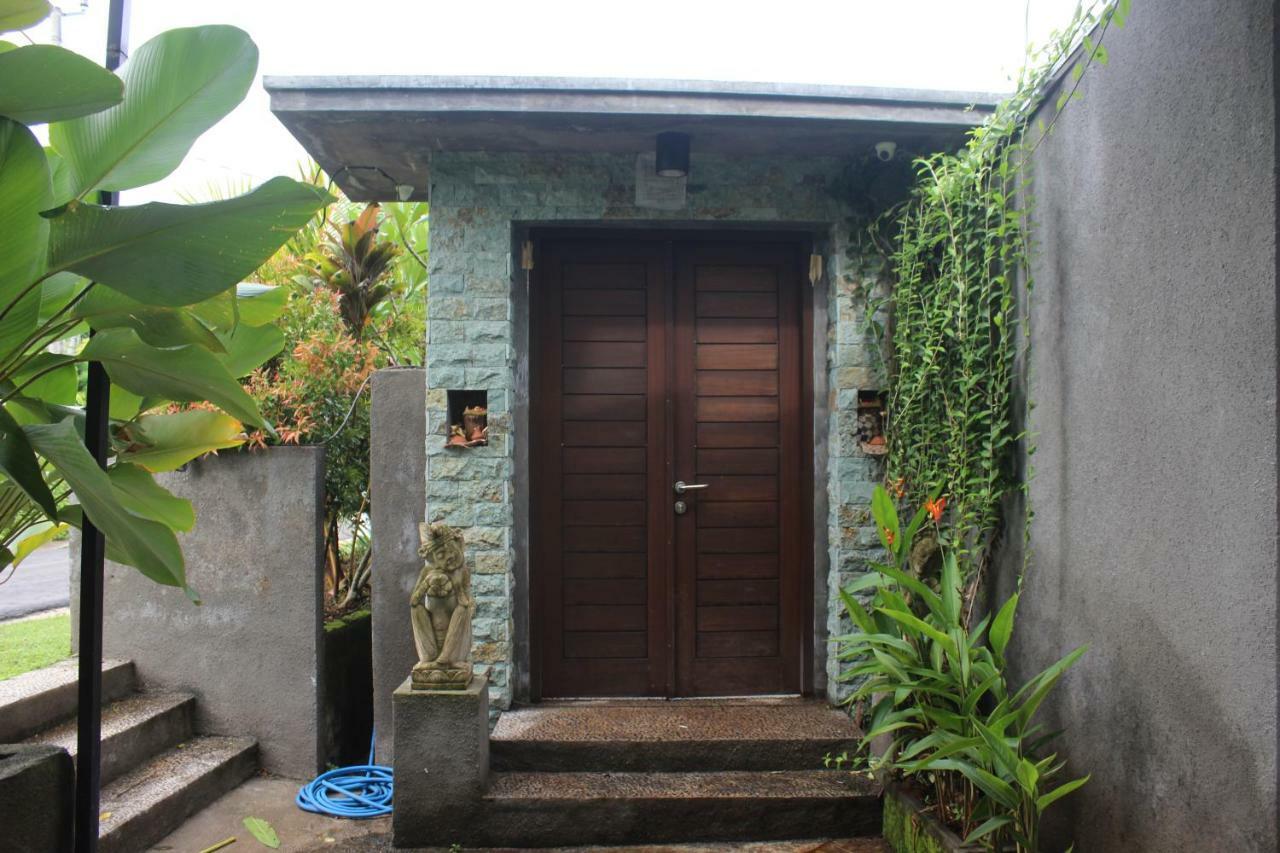 Paranyogan Homestay 2 Jimbaran  Exterior photo