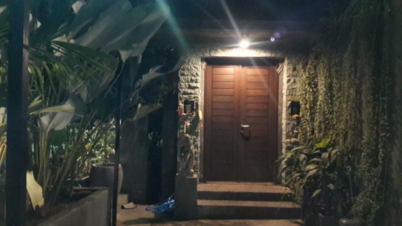 Paranyogan Homestay 2 Jimbaran  Exterior photo